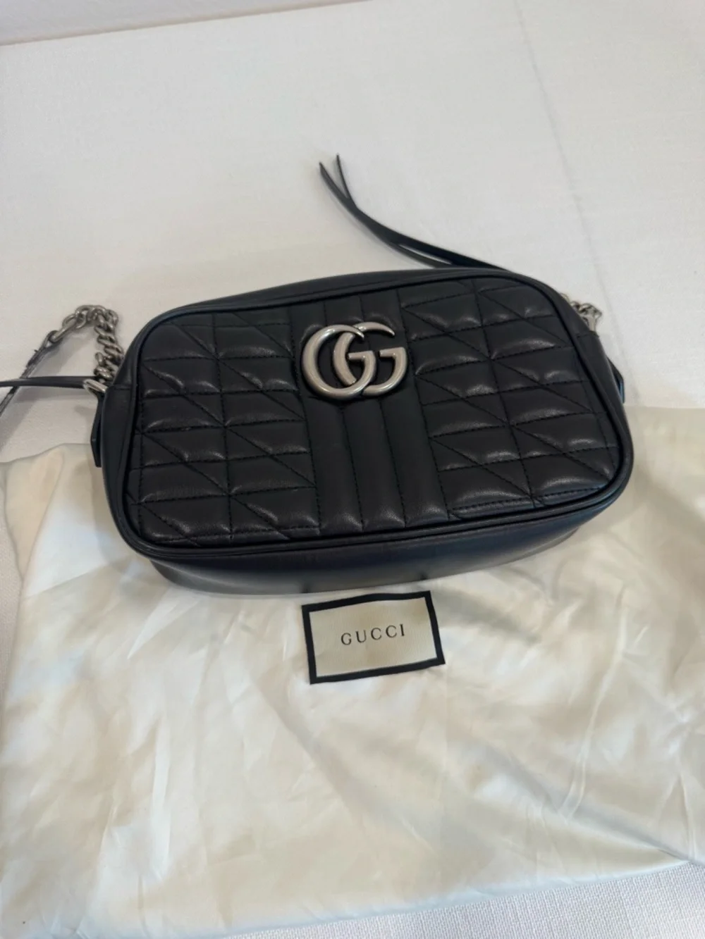 Gucci GG Marmont Camera Bag (Black) Matelasse Leather - Picture 8 of 11